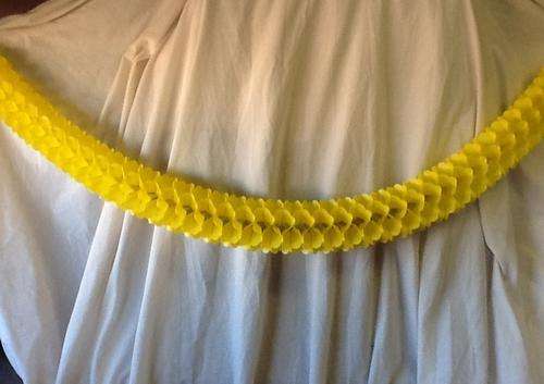 Concertina colorful banner - hanging with scallop 1.7m - yellow