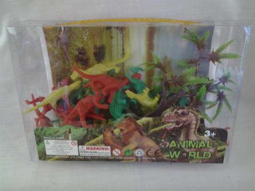 Plastic Dino set, perfect to use as cake toppers