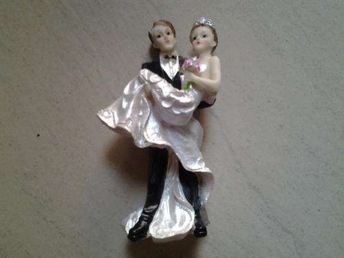 Wedding bride and groom caketopper 14cm, B