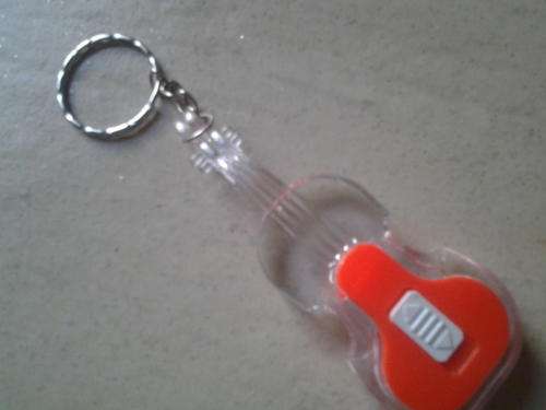 Guitar keyring - nice gift 8cm