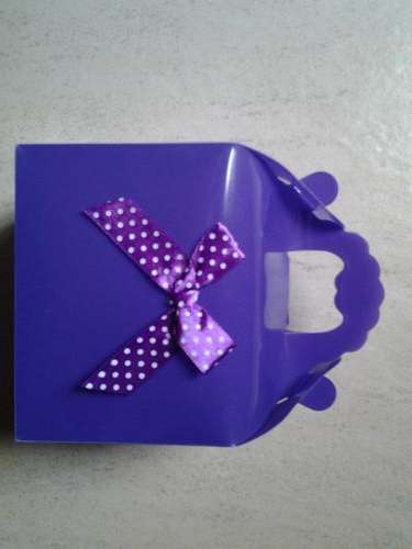 plastic party boxes - 10 per pack - 10x10x8cm, purple
