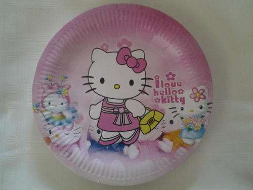 Hello Kitty party paper plates (10 in pack)