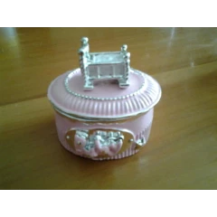 My first tooth trinket box, Girl was R50 now R25