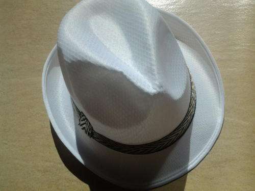 White hat - dress up party