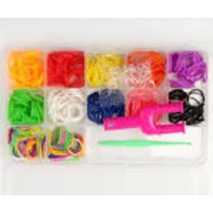 Small Rainbow loombands kit, was R20 now R10