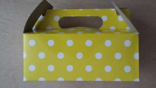 Colored party boxes - 5 per pack -  Yellow polka dot was R25 now R13