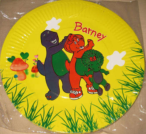 Barney kids party paper plates big (10), was R28 now 14