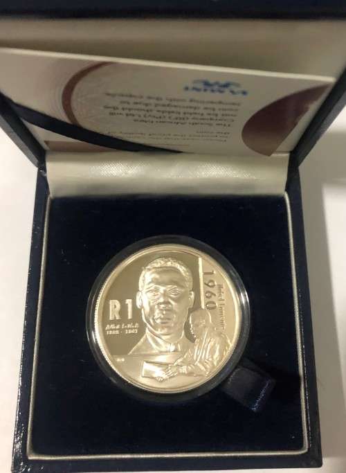 2005 Proof silver 1oz  "Chief Albert John Mvumbi Luthuli"