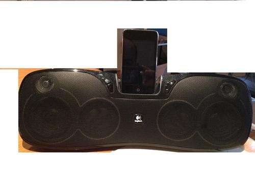 Ipod touch - docking station combo !!!!
