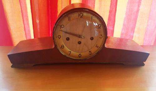 Superb Mantel Clock