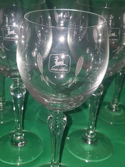 Stunning - Very Special - Set of Crystal Wine Glasses with John Deere Logo - Original Packaging