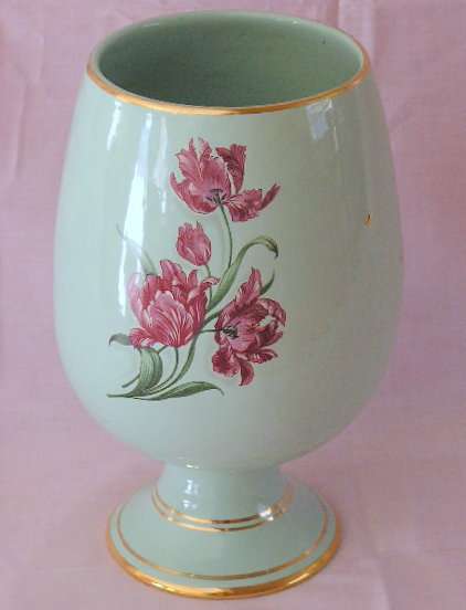 This is a Classical beauty!!! Stunning Porcelain Flower or Display Vase. HAVE A LOOK!