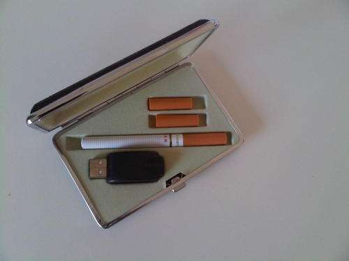E- health cigarette in case.