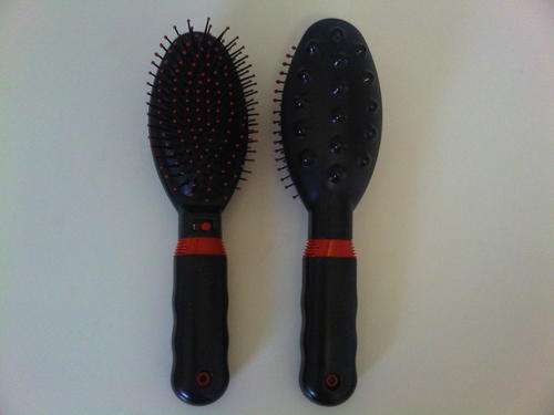 MASSAGING HAIR BRUSH.  Buy one or more same low price, buy 10 get the 11th one free!!!!