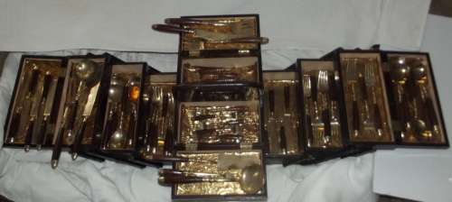 60 piece brass and wood cutlery set