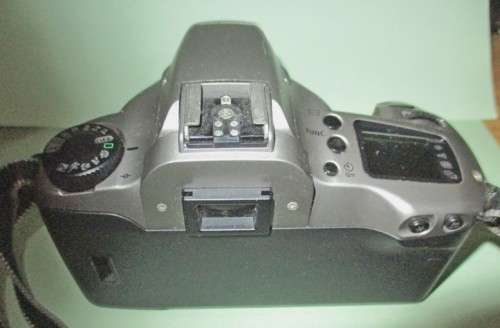 Canon eos 3000 N Camera