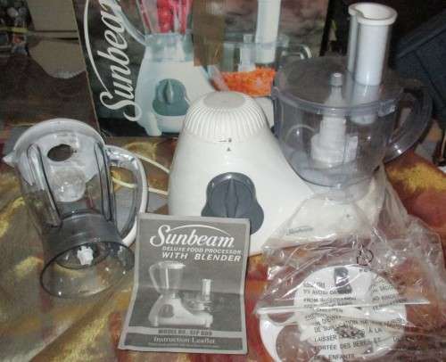 Sunbeam Food Processor with blender