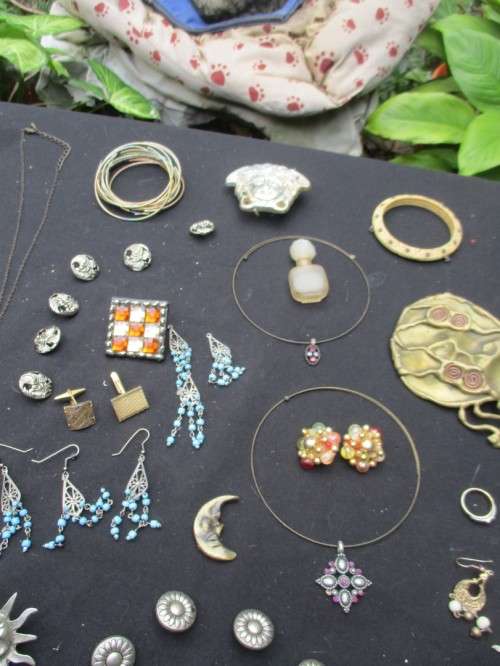 Mixed Batch of Costume Jewellery and other