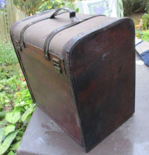 Small Wooden Wine Cabinet