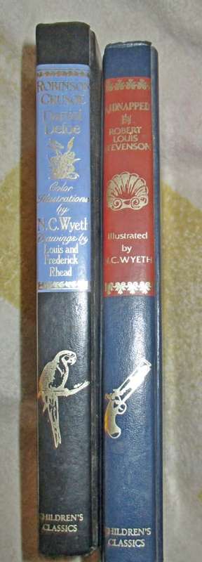 2 lovely Classics : Robinson Crusoe .  Kidnapped