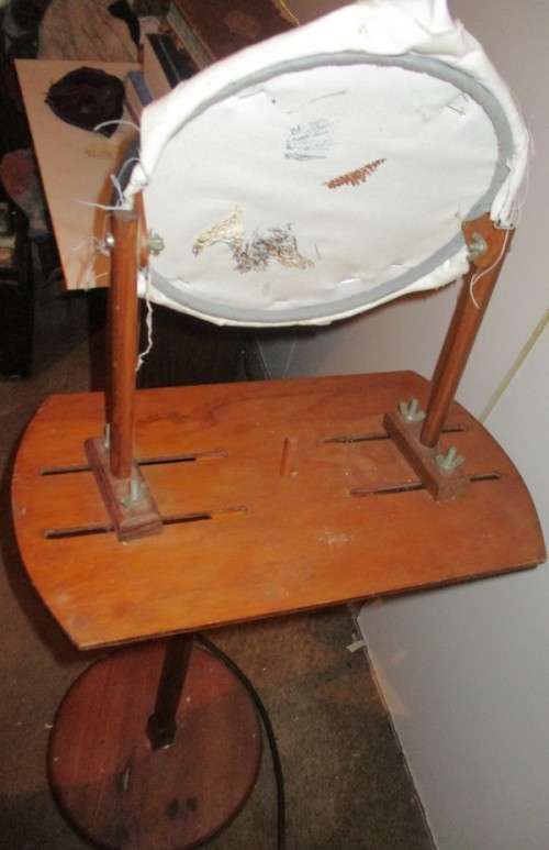 Rotating Canvas Easel with attachments