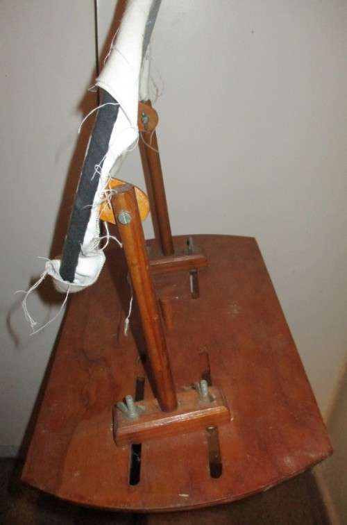 Rotating Canvas Easel with attachments