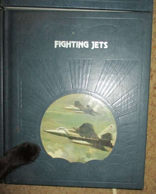 Epic of Flight Books x 8 Time Life Books
