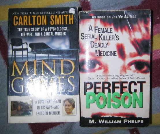 True Crime Books x8