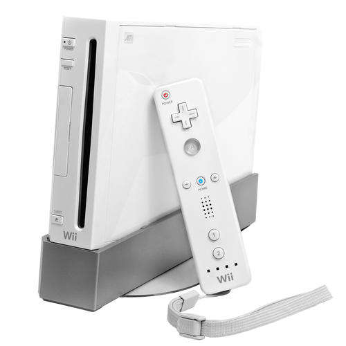 Wii Console + Wii Fit + 2 Wii nunchucks + 2 Wii Motion + many games!!!