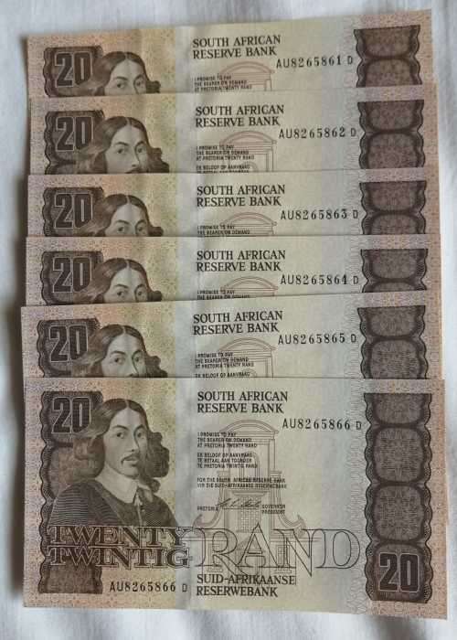 C.L.  Stals Governor of SARB. Bank note collection with signed Photo and signed letter from SARB.