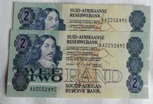 C.L.  Stals Governor of SARB. Bank note collection with signed Photo and signed letter from SARB.