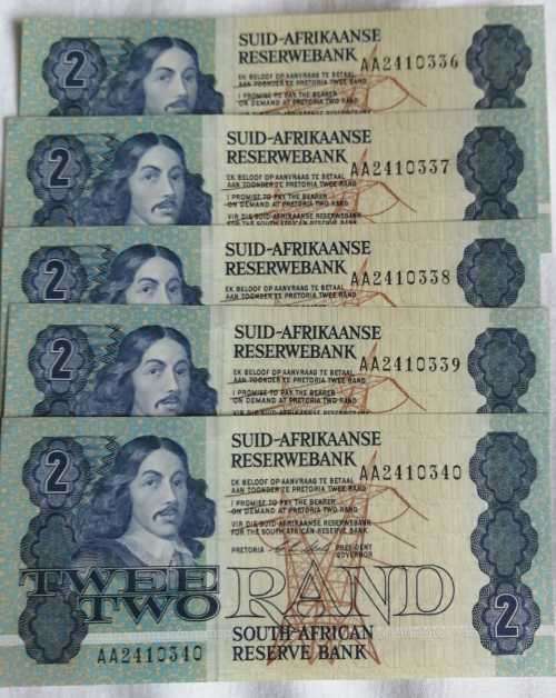 C.L.  Stals Governor of SARB. Bank note collection with signed Photo and signed letter from SARB.