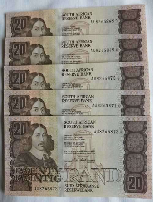 C.L.  Stals Governor of SARB. Bank note collection with signed Photo and signed letter from SARB.