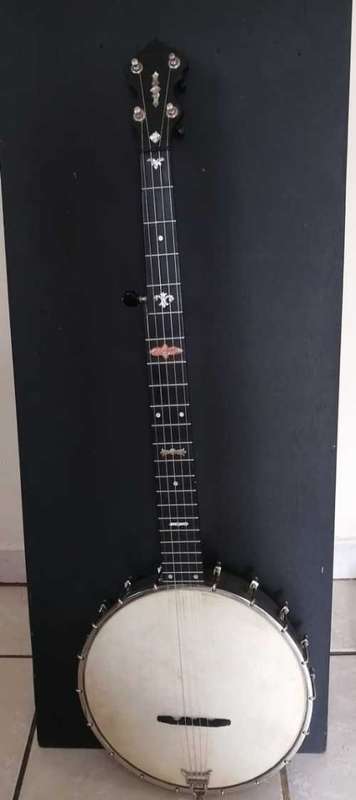 Clifford Essex Banjo