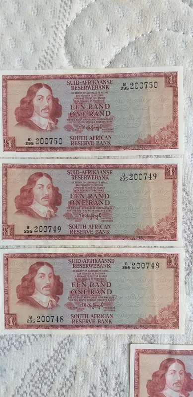 15xDe Jongh R1 notes x5 B- Series most in sequence