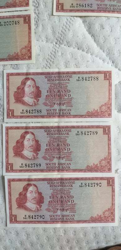 15xDe Jongh R1 notes x5 B- Series most in sequence