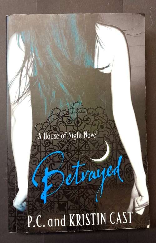 Betrayed by P.C and Kristin Cast Vampire Genre