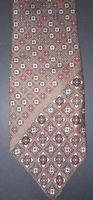 Tie Fielene