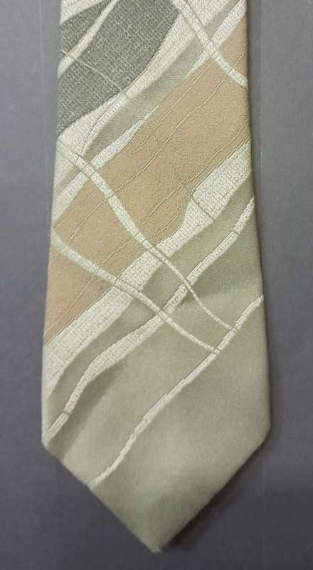 Tie Duvay