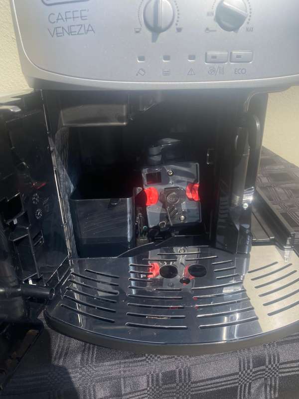 DELONGHI CAFFÈ VENEZIA COFFEE MACHINE
