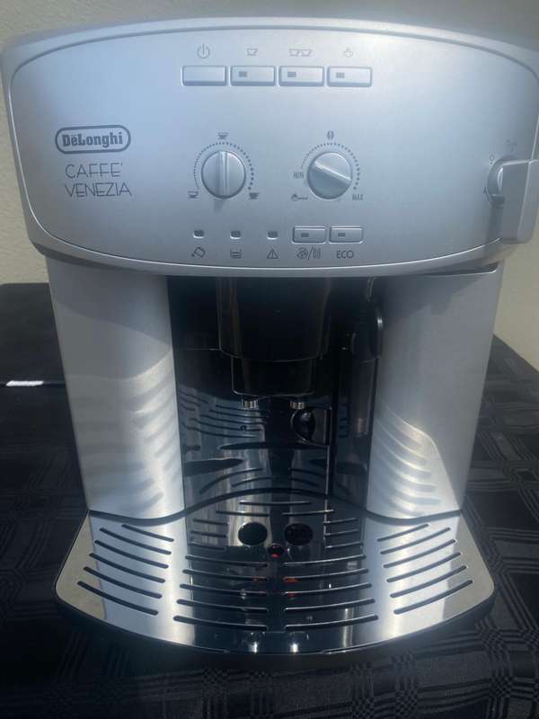 DELONGHI CAFFÈ VENEZIA COFFEE MACHINE