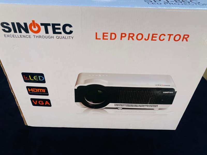 Sinotec LED Projector SPJ-86C