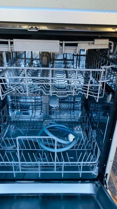 Hisense 15 Place Stainless Steel Dishwasher H15DSS