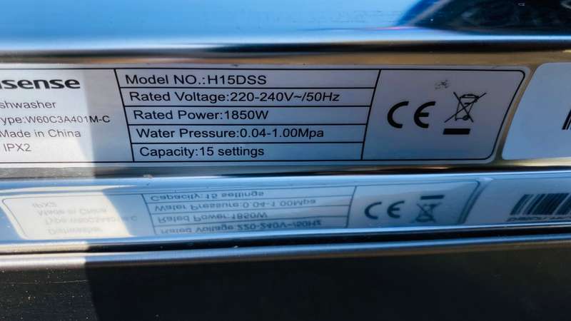 Hisense 15 Place Stainless Steel Dishwasher H15DSS
