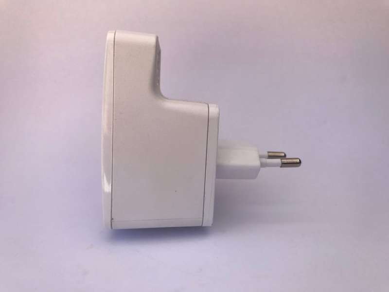 WRE2205 v2 N300   WiFi Range Extender