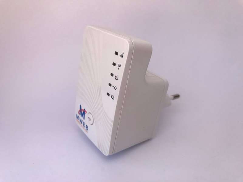 WRE2205 v2 N300   WiFi Range Extender