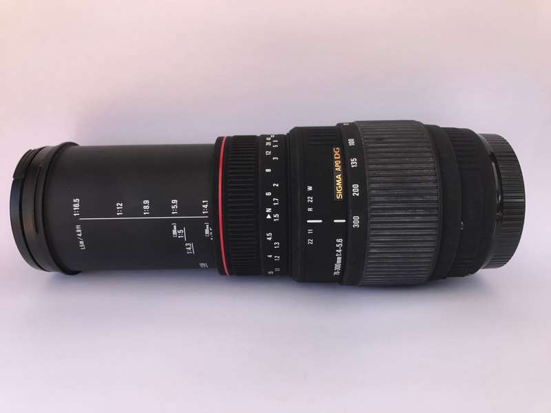Sigma 70-300mm F4-5.6 APO DG Macro
