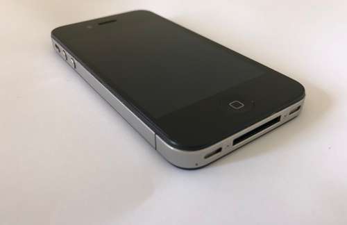 iPhone 4S *Activation Locked* READ DESCRIPTION
