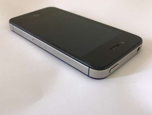 iPhone 4S *Activation Locked* READ DESCRIPTION