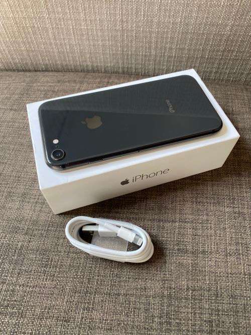 iPhone 8 64GB